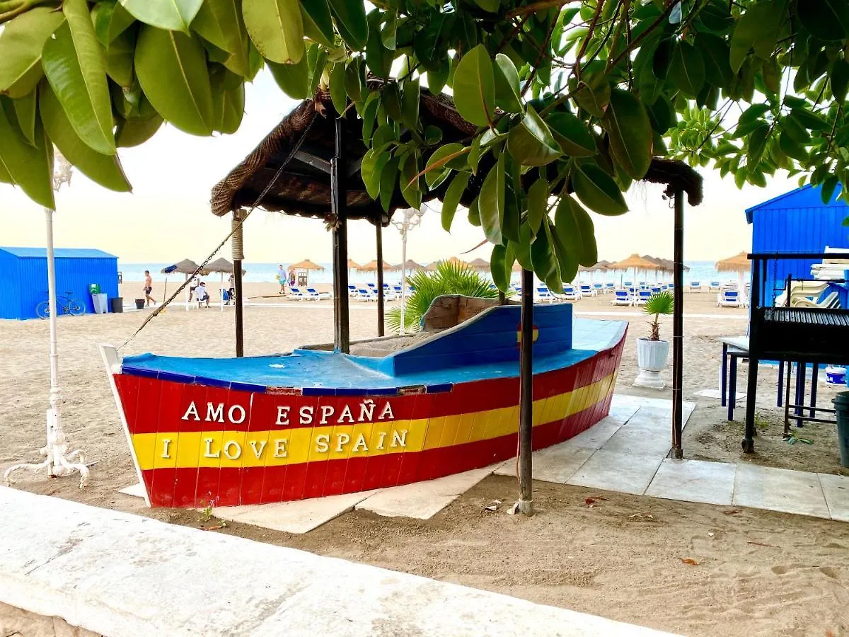 Modern 1 Bedroom Seaside Apartment With Pool Fuengirola