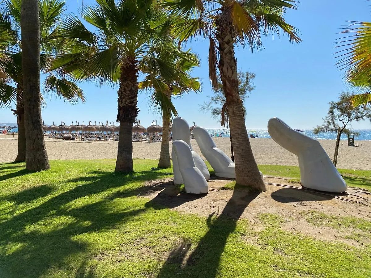 Modern 1 Bedroom Seaside Apartment With Pool Fuengirola 0*,